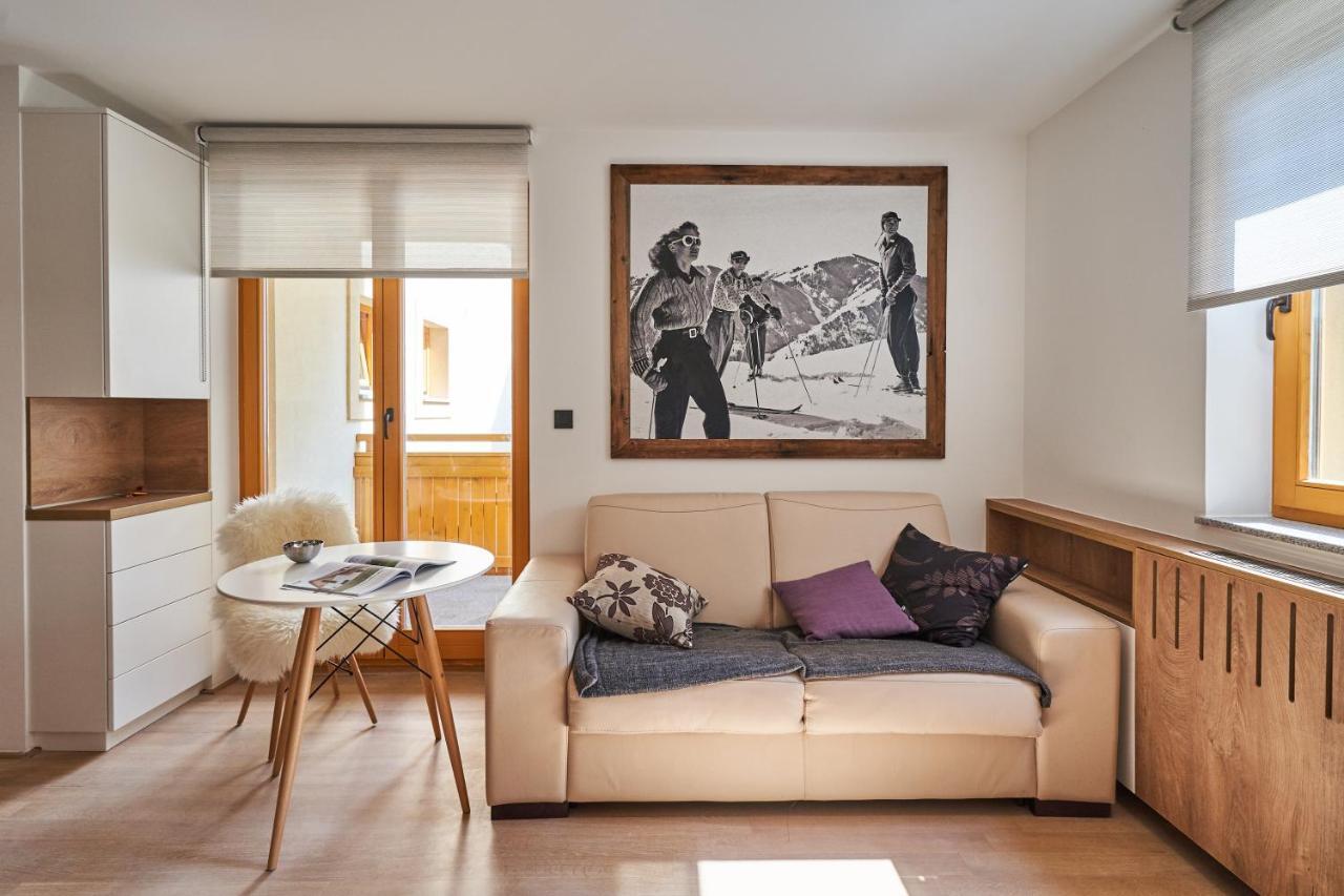 Cozy Apartment In The Heart Of 크라니스카고라 외부 사진